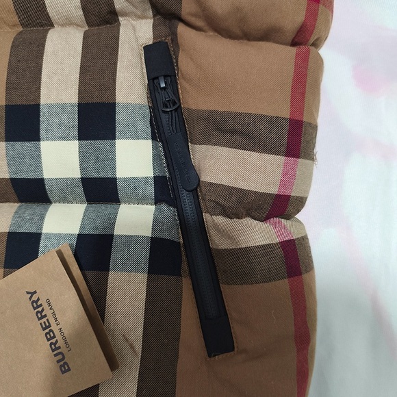 Burberry Check Hooded Quilted Down Jacket - Picture 5 of 9